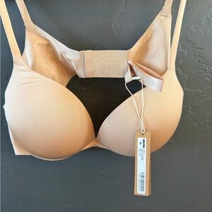 SKIMS Women's Nude Bra